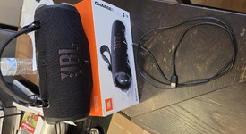 Mint
													JBL Charge 6 - Black, photo 1 of 7