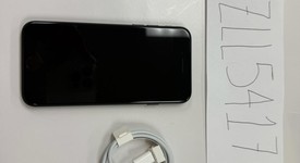 Mint
													Apple iPhone SE 3rd Gen 2022 - Unlocked, Midnight, 64 GB, A2595, photo 4 of 7