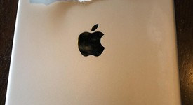 Good
													Apple iPad Pro 9.7" - AT&T, Gray, 128 GB, A1674, photo 4 of 4