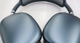 Used
													Apple AirPods Max USB-C - Midnight, photo 3 of 10