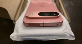 Mint
													Google Pixel 9 - Unlocked, Peony, 128 GB, 12 GB, G2YBB, photo 3 of 8