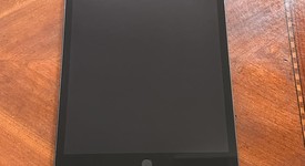 Good
													Apple iPad 9th Gen - Unlocked, Gray, 64 GB, A2603, photo 4 of 5