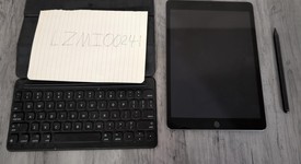 Good
													Apple iPad 9th Gen - Wi-Fi, Gray, 64 GB, A2602, photo 2 of 3