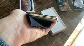 Mint
													Apple iPhone Xs Max - T-Mobile, Silver, 256 GB, A1921, photo 5 of 12