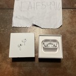 Used Apple AirPods Pro 2 - USB-C