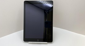 Good
													Apple iPad 5th Gen - Wi-Fi, Gray, 32 GB, A1822, photo 2 of 6