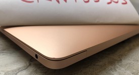 Good
													MacBook Air 2019 - 13" - I5, Gold, 128 GB, 8 GB, photo 1 of 16