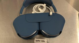 Used
													Apple AirPods Max - Sky Blue, photo 1 of 3