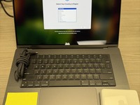 MacBook Pro Late 2023 (M3) - 16"