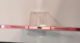Good
													Apple iPad 10th Gen - Unlocked, Pink, 64 GB, A2757, photo 1 of 4