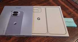 Mint
													Google Pixel 10 Pro Fold - Unlocked, Moonstone, 512 GB, GU0NP, photo 2 of 14