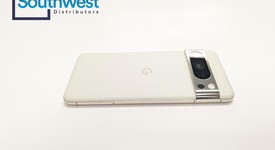 Good
													Google Pixel 8 Pro - Verizon, Porcelain, 128 GB, 12 GB, G1MNW, mmWave 5G, photo 5 of 8