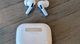 Used
													Apple AirPods Pro 2nd Gen - USB-C, photo 4 of 4