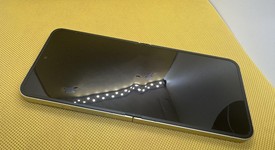 Good
													Samsung Galaxy Z Flip6 - Unlocked, Yellow, 256 GB, 12 GB, SM-F741U1, photo 3 of 5