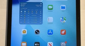 Good
													Apple iPad 10th Gen - Unlocked, Silver, 64 GB, A2757, photo 1 of 4