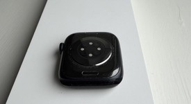 Good
													Apple Watch Series 8 41mm - Unlocked, Midnight, A2772 - Cellular, Aluminum, photo 2 of 6