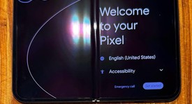 Mint
													Google Pixel 9 Pro Fold - Unlocked, Obsidian, 256 GB, GGH2X, photo 4 of 9