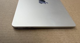 Mint
													MacBook Air 2024 (M3) - 13" - Apple M3, Starlight, 256 GB, 16 GB, 8-core GPU, photo 3 of 9
