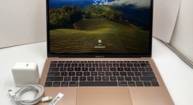 Good
													MacBook Air 2018 - 13" - I5, Gold, 128 GB, 8 GB, photo 1 of 12