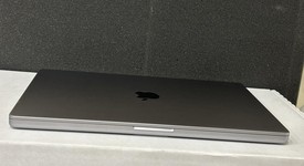 Good
													MacBook Pro 2021 - 16" - Apple M1 Pro 10-core, Gray, 512 GB, 32 GB, photo 5 of 10