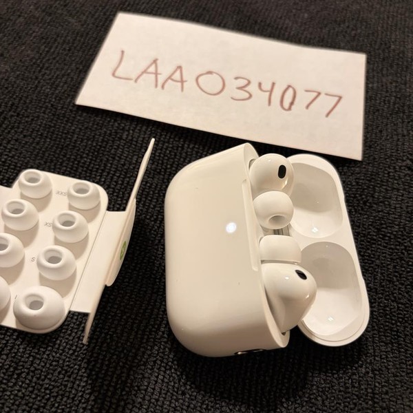 Apple AirPods Pro 3