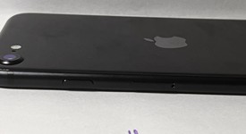 Fair
													Apple iPhone SE 2nd Gen 2020 - AT&T, Black, 64 GB, A2275, photo 4 of 6