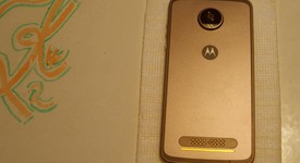 Good
													Moto Z2 Play - Verizon, Gray, 32 GB, 3 GB, photo 4 of 5