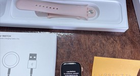 Mint
													Apple Watch Series 6 44mm - Unlocked, Gold, A2294 - Cellular, Aluminum, photo 2 of 7