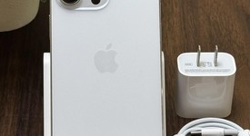 Good
													Apple iPhone 14 Pro Max - Unlocked, Silver, 1 TB, A2651, photo 1 of 8