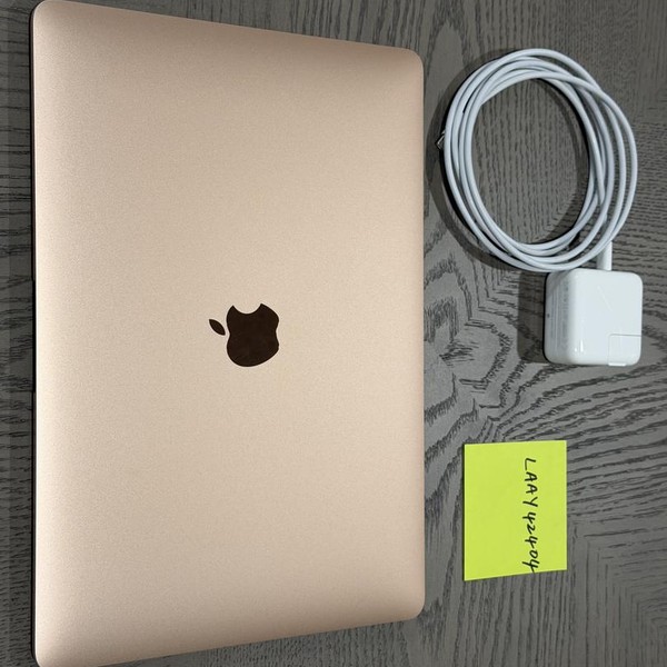 MacBook Air 2018 - 13 inch - I5, Gold, 256 GB, 8 GB