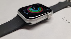 Good
													Apple Watch Series 6 44mm - Silver, A2292 - GPS, Aluminum, photo 2 of 8