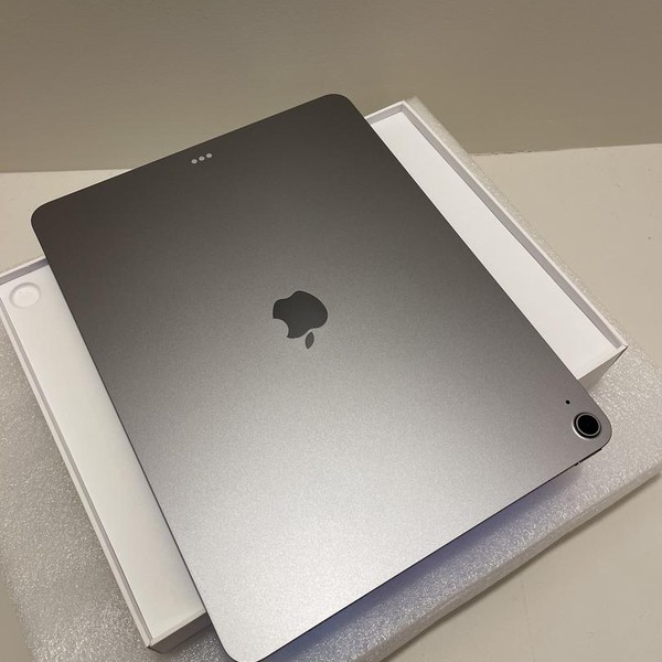 Apple iPad Air 13 inch (M3) 2025 - Wi-Fi, 128 GB, Gray