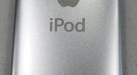 Fair
													Apple iPod Nano 5th Gen - Silver, 8 GB, photo 3 of 9