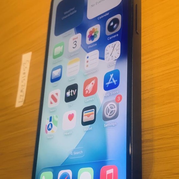 Apple iPhone 16e - Boost, 128 GB, Black, A3212