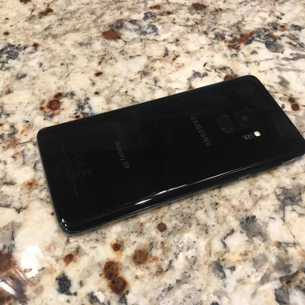 Samsung Galaxy S9 - Unlocked, 64 GB, Black, SM-G960U1