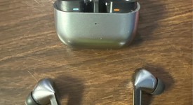 Used
													Samsung Galaxy Buds3 Pro - Silver, photo 2 of 4