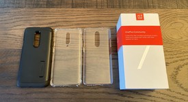 Mint
													OnePlus 7 Pro - Unlocked, Almond, 256 GB, 8 GB, photo 1 of 10