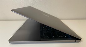 Good
													MacBook Pro 2020 - 13" - Apple M1, Gray, 1 TB, 16 GB, photo 3 of 7
