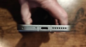 Good
													Xiaomi 15 - Unlocked, White, 512 GB, 12 GB, photo 4 of 9