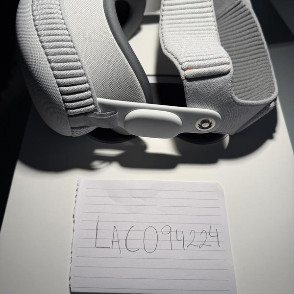 Apple Vision Pro - 256 GB