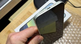 Good
													Apple iPhone 12 - Unlocked, Green, 64 GB, A2172, photo 5 of 10