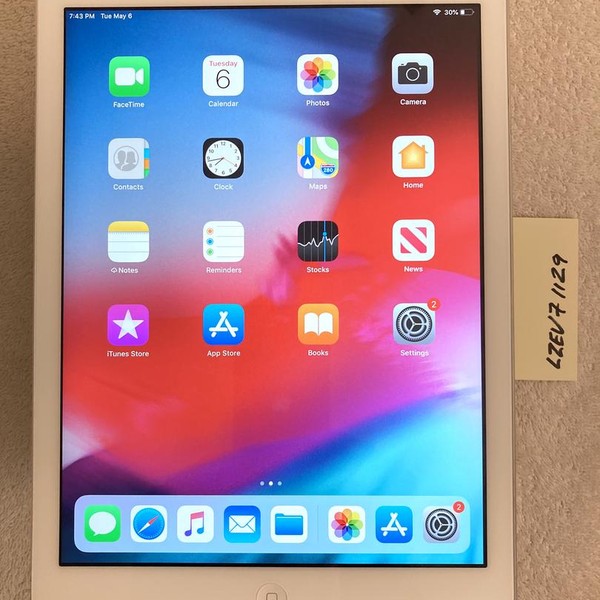 Apple iPad Air - Wi-Fi, 16 GB, Silver