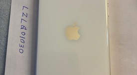 Good
													Apple iPhone SE 2nd Gen 2020 - Unlocked, White, 128 GB, A2275, photo 2 of 9