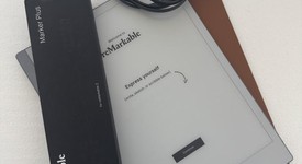 Mint
													reMarkable 2, photo 1 of 10