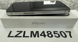 Mint
													Apple iPhone 14 Pro - Unlocked, Silver, 1 TB, A2650, photo 5 of 8