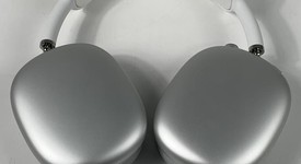 Used
													Apple AirPods Max - Silver, photo 3 of 8