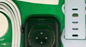 Mint
													Apple Watch Series 9 45mm - Unlocked, Midnight, A2984 - Cellular, Aluminum, photo 3 of 5