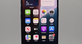 Fair
													Apple iPhone 16 - Unlocked, Teal, 128 GB, A3081, photo 2 of 6