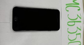 Mint
													Apple iPhone SE 3rd Gen 2022 - Unlocked, Midnight, 64 GB, A2595, photo 2 of 8