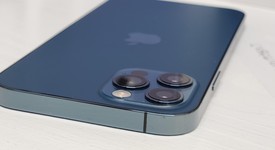 Good
													Apple iPhone 12 Pro - Unlocked, Pacific Blue, 256 GB, A2341, photo 5 of 11